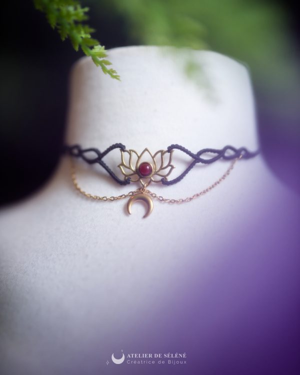 lakshmi ras de cou / diadème avec un lotus