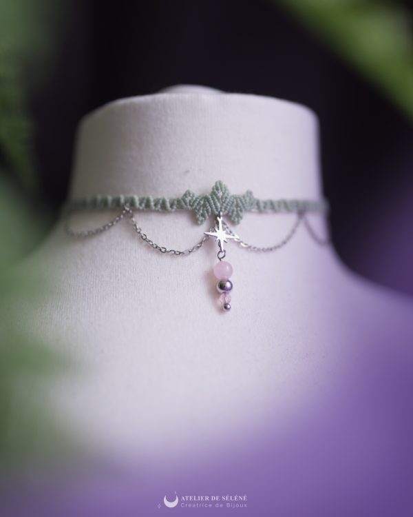nymphéa ras de cou vert pastel avec perle de quartz rose (doré) (copie)