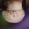 nymphéa ras de cou vert pastel avec perle de quartz rose (doré) (copie)
