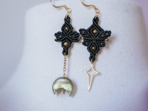 ♣ boucles d'oreilles elfiques asymétriques