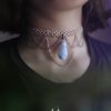 ras de cou beige avec pendentif upcyclé en larimar