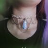 ras de cou beige avec pendentif upcyclé en larimar