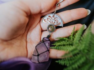 ecarteur/boucle d'oreilles argenté en améthyste