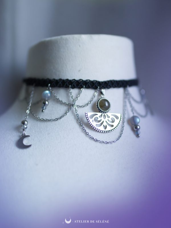 ras de cou noir et argenté lunes , ras de cou style alternatif