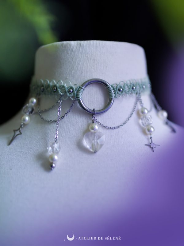 collier ras de cou choker argenté asymétrique vintage