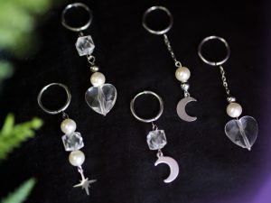 KITCH - boucles d'oreilles argentés & perles vintage