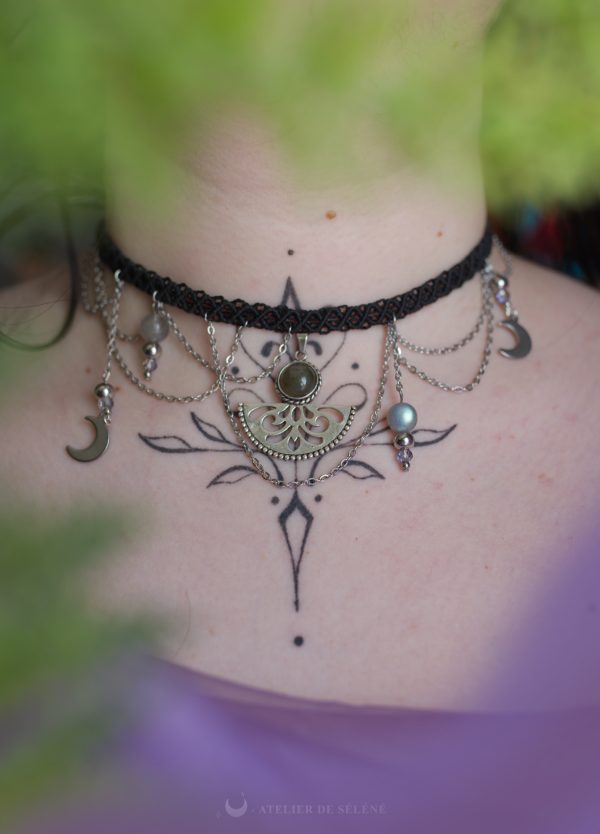 ras de cou noir et argenté lunes , ras de cou style alternatif