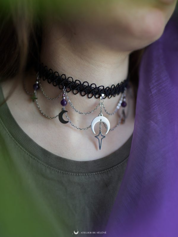 collier ras de cou noir witchy atelier de séléné
